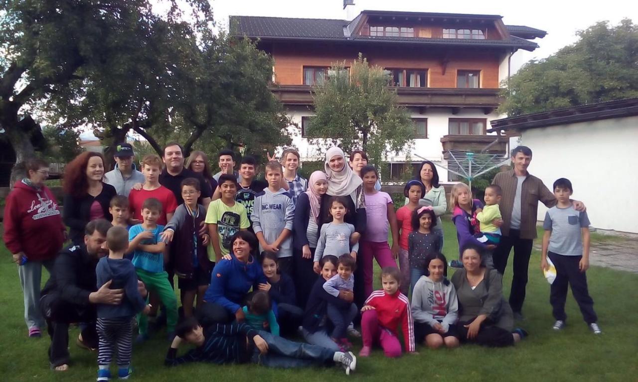 Gassnerwirt Radfeld Hotel Bagian luar foto